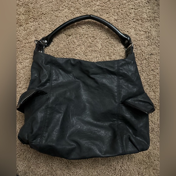 Simply Vera Vera Wang Black Shoulder Bag - Picture 2 of 7